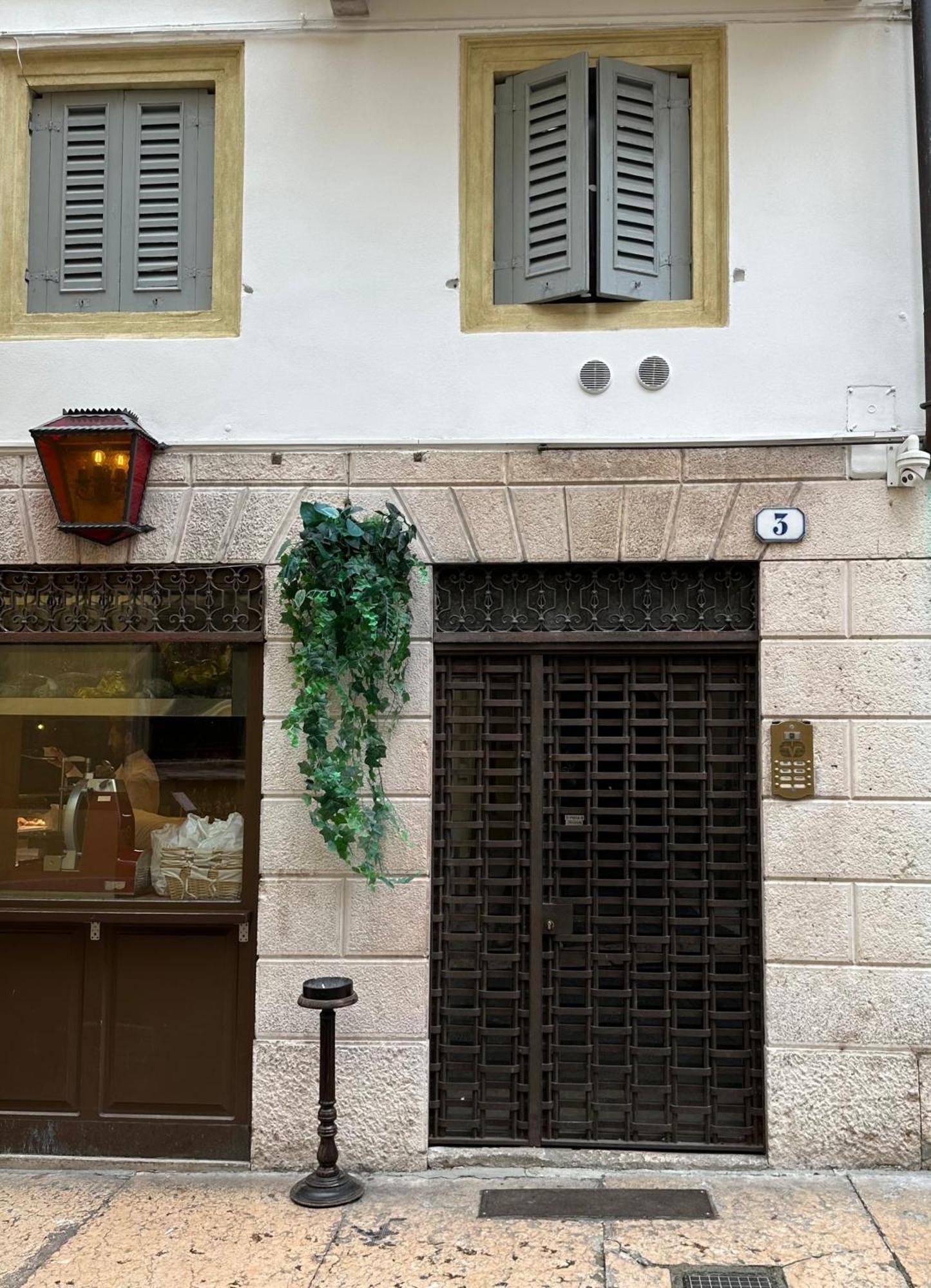Domus Scudo Di Francia